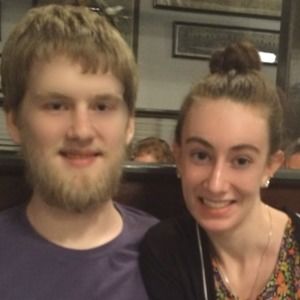 Meet your Posher, Amalia